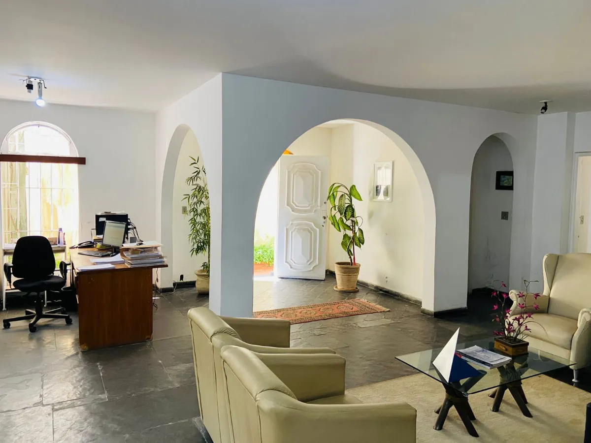 Sobrado para venda em Jardim Leonor com 4 quartos, sendo 4 suítes, 326m²
