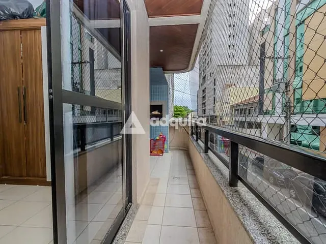 Apartamento 2 quartos e 2 banheiros, à venda, no bairro Centro em Balneário Camboriú