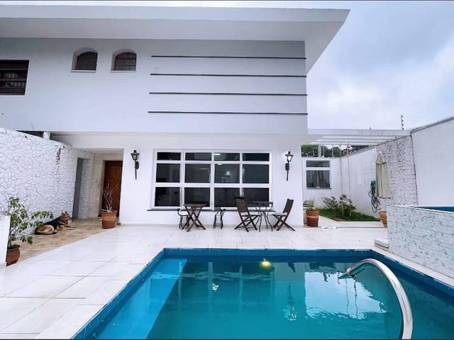 Sobrado com 600m² 5 quartos e 4 banheiros, à venda, no bairro Alto da Lapa em São Paulo