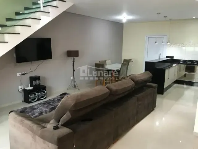 Sobrado com 150m² 3 quartos e 1 banheiro, à venda, no bairro Villa Di Cesar em Mogi das Cruzes
