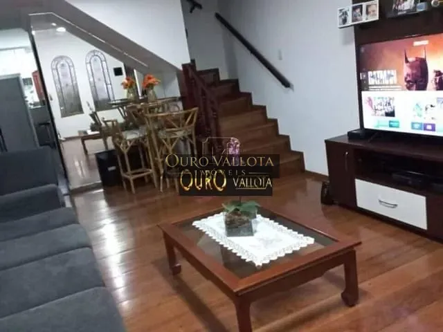 Sobrado 3 quartos e 2 banheiros, à venda, no bairro Jardim Utinga em Santo André