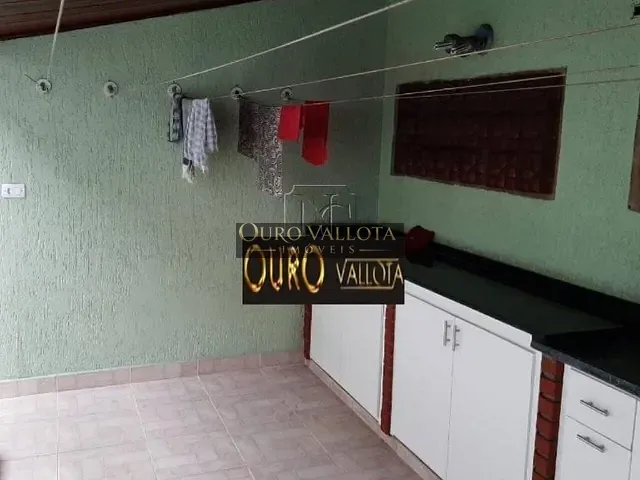 Sobrado 3 quartos e 2 banheiros, à venda, no bairro Jardim Utinga em Santo André