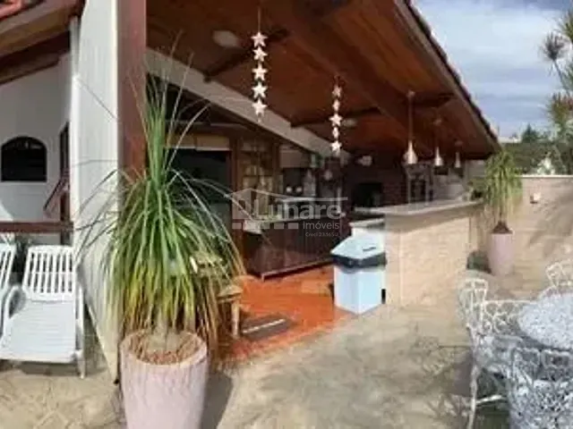 Sobrado com 360m² 3 quartos e 4 banheiros, à venda, no bairro Vila Oliveira em Mogi das Cruzes