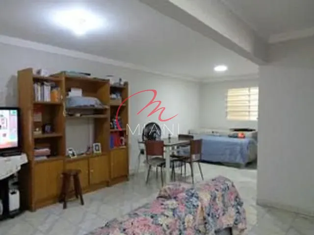 Sobrado com 220m² 4 quartos e 3 banheiros, à venda, no bairro Vila Universitária em São Paulo
