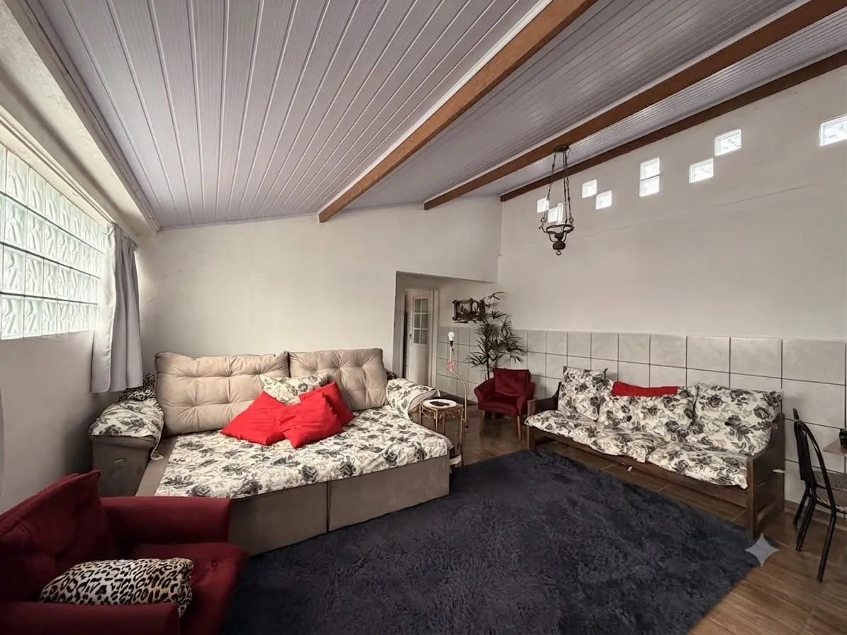 Casa à venda no Fragata, Pelotas - 150 m², 4 quartos, espaço gourmet com churrasqueira e pátio com garagem. - 9