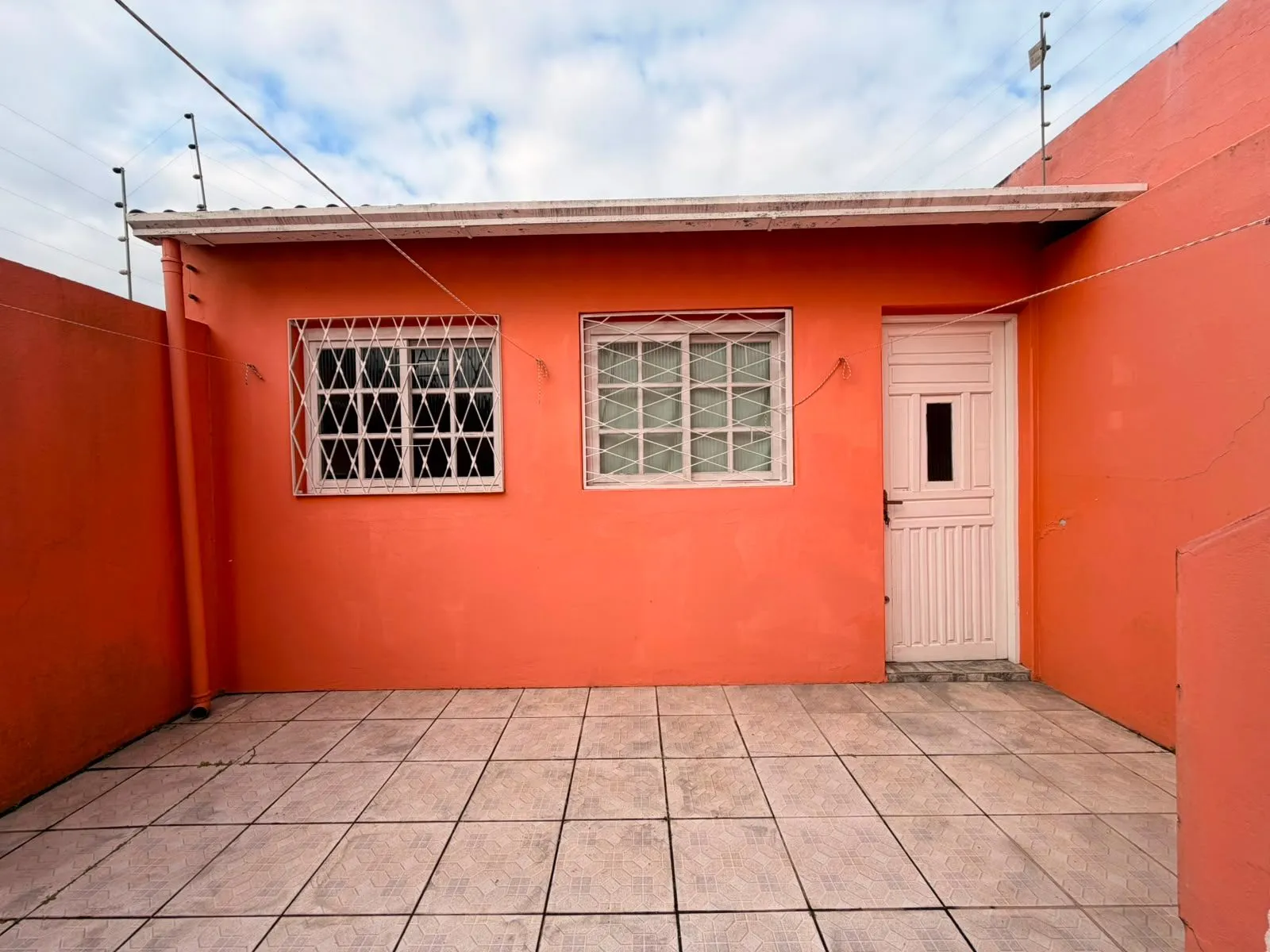 Casa à venda no Fragata, Pelotas - 150 m², 4 quartos, espaço gourmet com churrasqueira e pátio com garagem. - 18