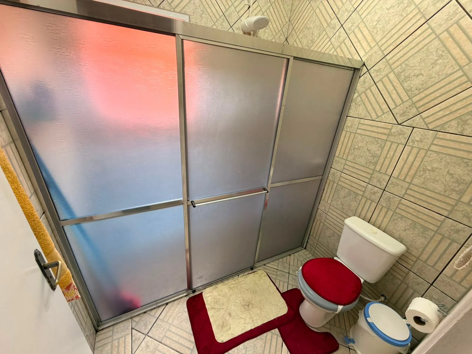 Casa à venda no Fragata, Pelotas - 150 m², 4 quartos, espaço gourmet com churrasqueira e pátio com garagem. - 12