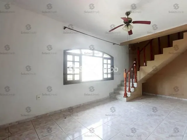Sobrado com 275m² 3 quartos e 2 banheiros, à venda, no bairro Jardim Canadá em Mauá