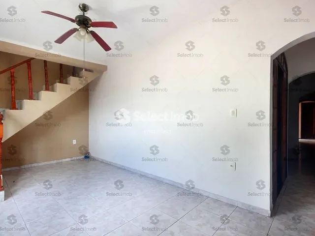 Sobrado com 275m² 3 quartos e 2 banheiros, à venda, no bairro Jardim Canadá em Mauá