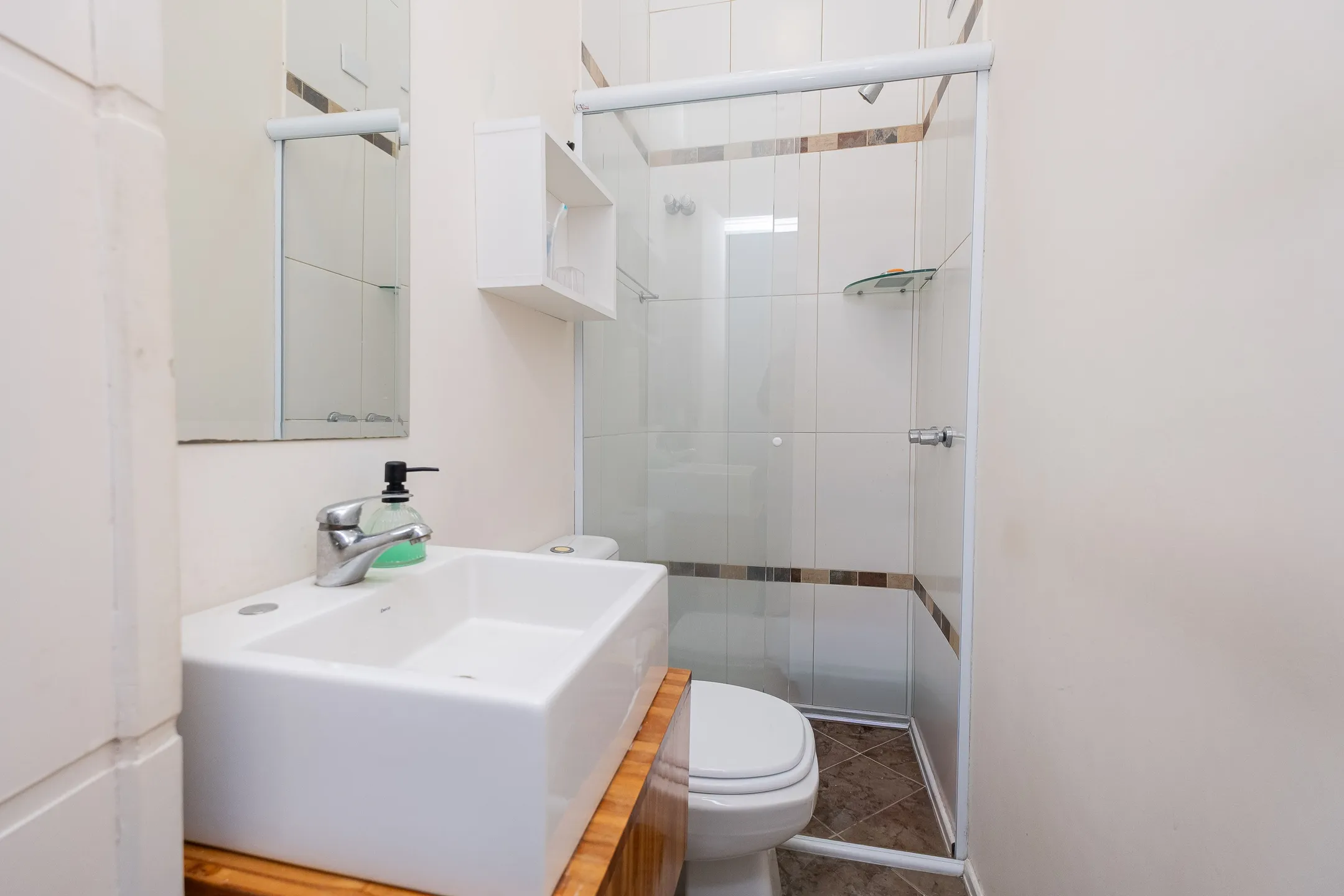 Casa à venda no Areal, Pelotas - 120 m², 3 quartos (sendo 1 suíte com closet), churrasqueira interna e excelente posição solar. - 11