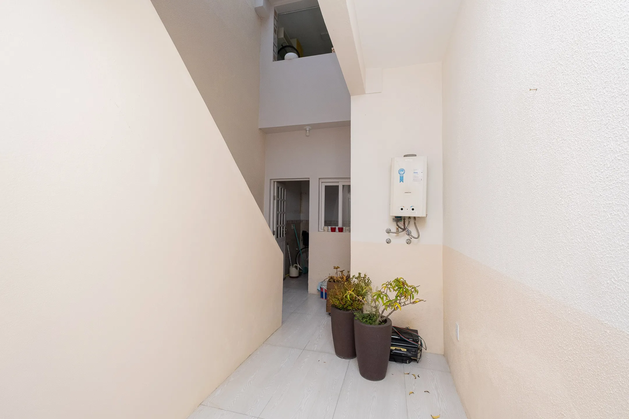 Casa à venda no Areal, Pelotas - 120 m², 3 quartos (sendo 1 suíte com closet), churrasqueira interna e excelente posição solar. - 18