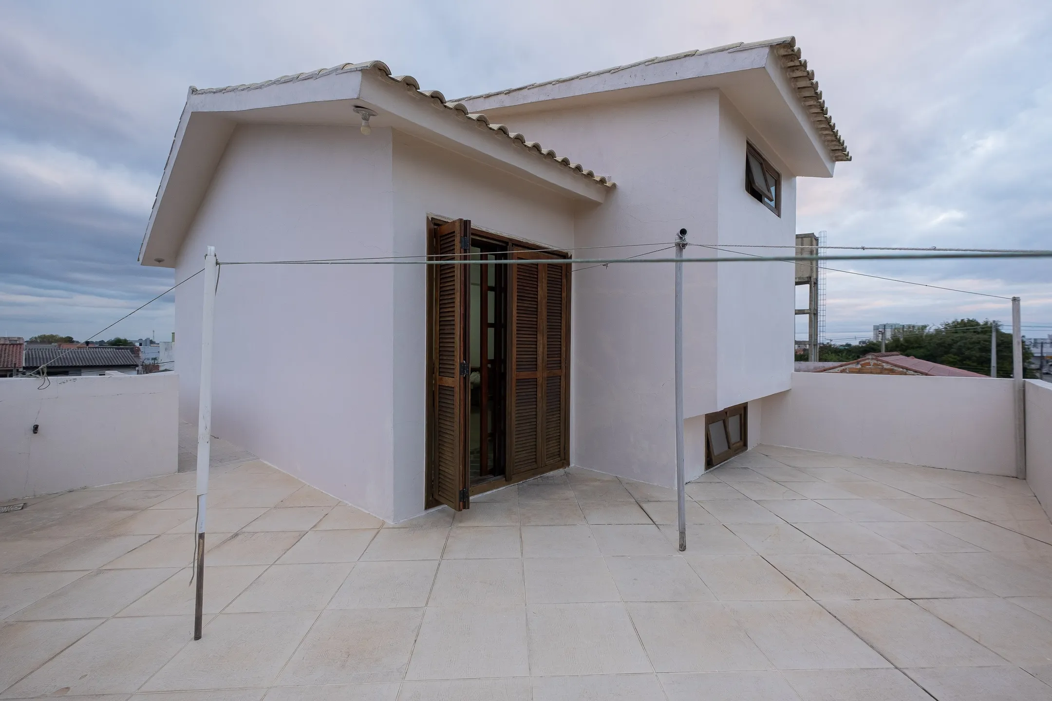 Casa à venda no Areal, Pelotas - 120 m², 3 quartos (sendo 1 suíte com closet), churrasqueira interna e excelente posição solar. - 23