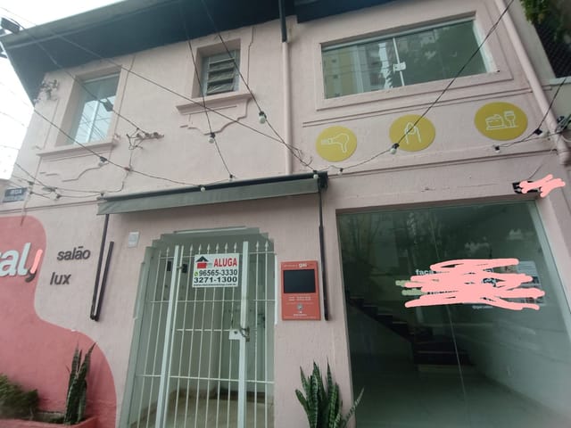 Sobrado com 80m², para alugar, no bairro Vila Deodoro em São Paulo