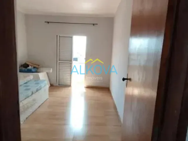 Sobrado com 125m² 2 quartos e 2 banheiros, à venda, no bairro Recanto dos Eucaliptos em São José dos Campos