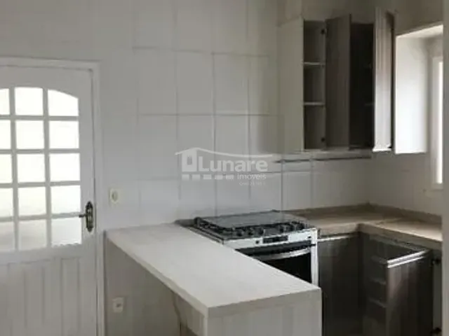 Sobrado com 182m² 3 quartos e 1 banheiro, à venda, no bairro Jardim Nathalie em Mogi das Cruzes