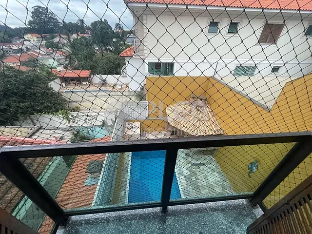 Sobrado com 300m² 3 quartos e 6 banheiros, à venda, no bairro Vila Irmãos Arnoni em São Paulo