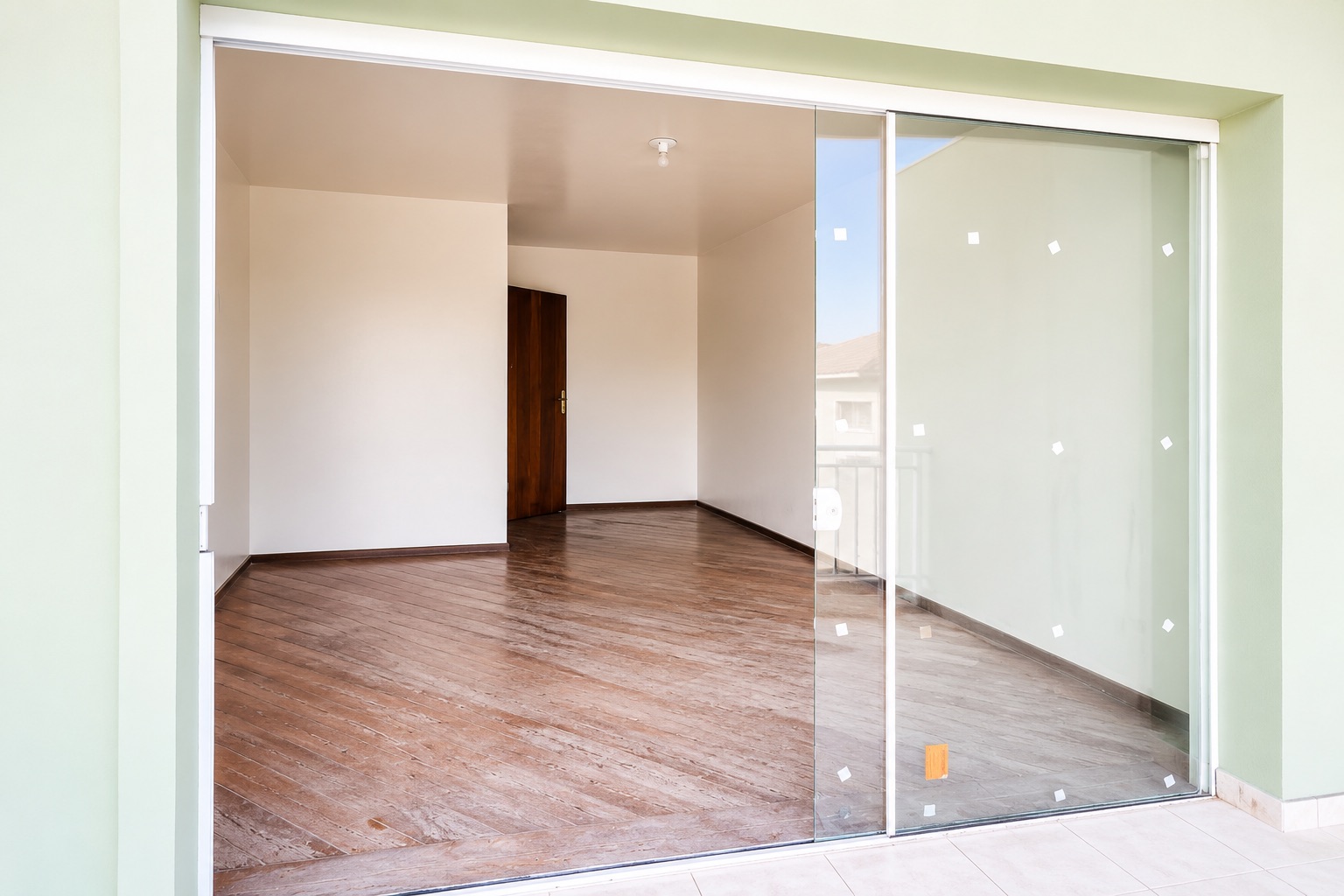 Casa à venda na Deodoro, centro de Pelotas - 309 m², 4 quartos (sendo 1 suíte), lareira, churrasqueira e pátio aos fundos. - 7