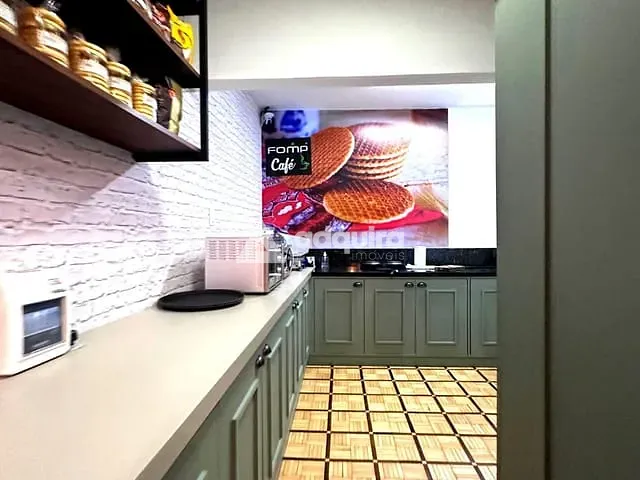 Sobrado com 330m² 3 quartos e 3 banheiros, à venda, no bairro Centro em Ponta Grossa