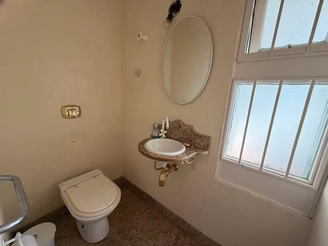 Sobrado com 405m² 3 quartos e 5 banheiros, à venda, no bairro Areal em Pelotas