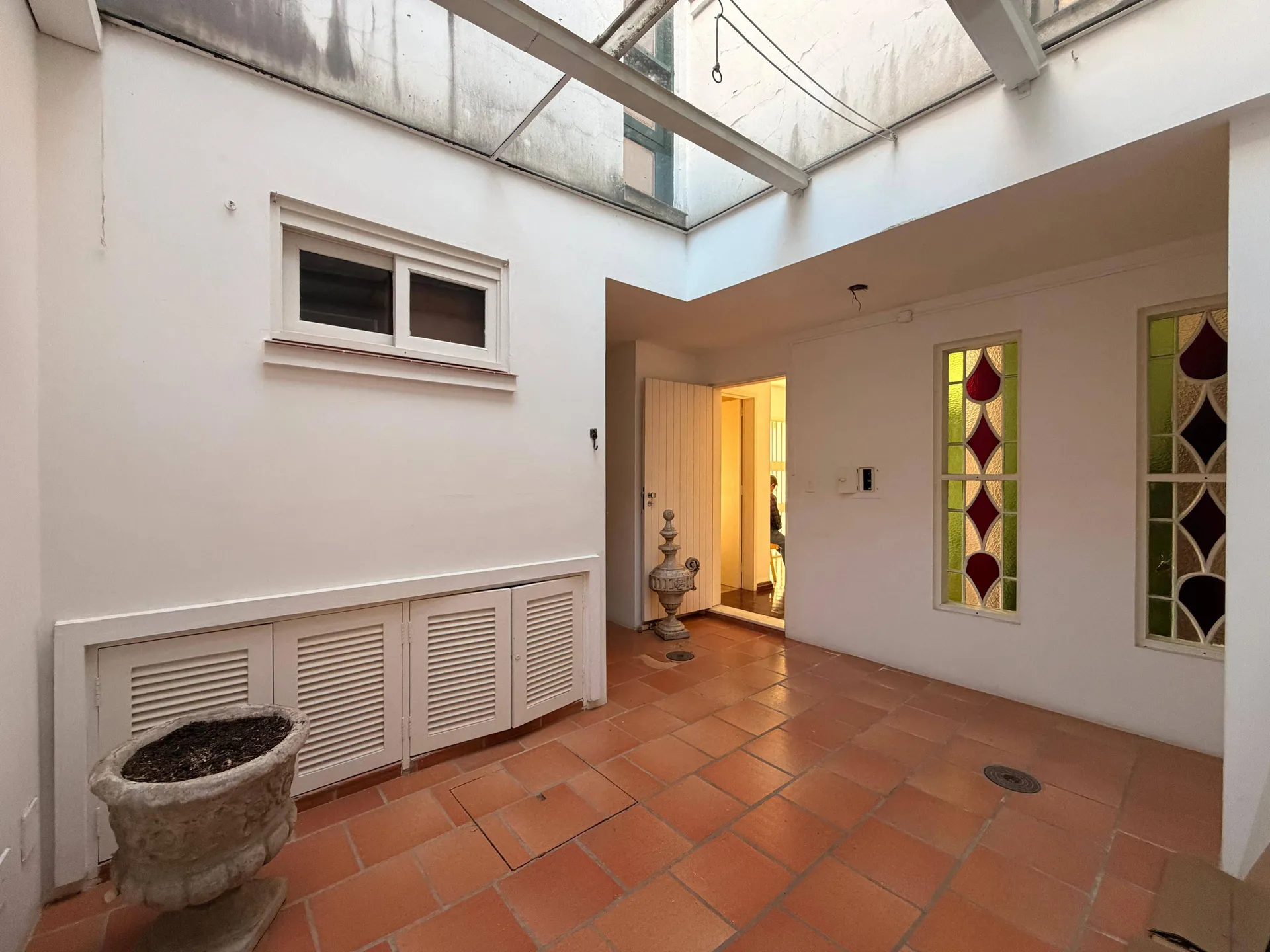 Casa à venda no Areal, Pelotas - 368 m², 3 quartos (sendo 1 suíte), alto padrão, com elevador e amplo espaço gourmet. - 9