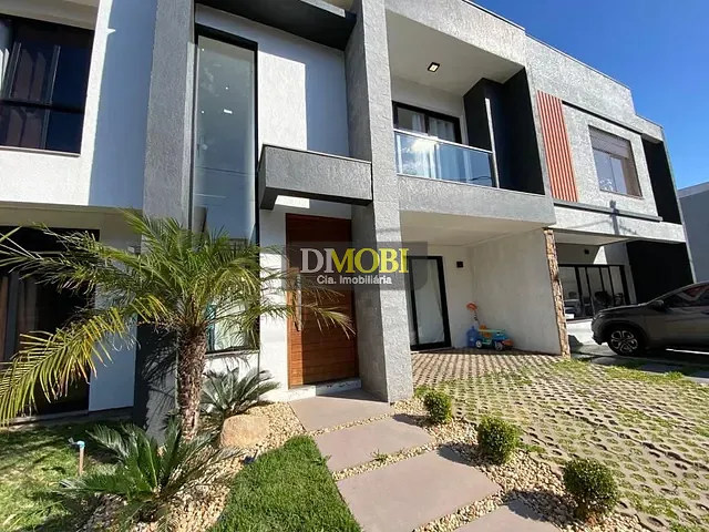 Sobrado com 130m² 3 quartos e 2 banheiros, para alugar, no bairro Jansen em Gravataí