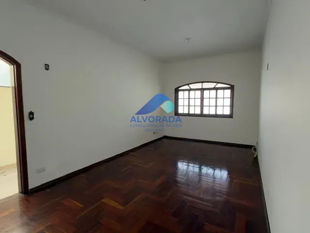 Sobrado com 125m² 3 quartos e 1 banheiro, para alugar, no bairro Jardim das Indústrias em São José dos Campos