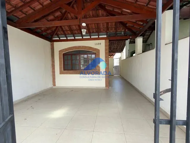 Sobrado com 125m² 3 quartos e 1 banheiro, para alugar, no bairro Jardim das Indústrias em São José dos Campos