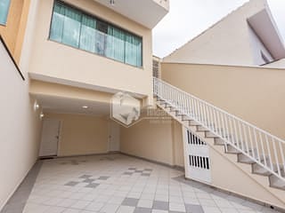 Sobrado com 134m² 3 quartos e 4 banheiros, à venda, no bairro Parque Maria Domitila em São Paulo