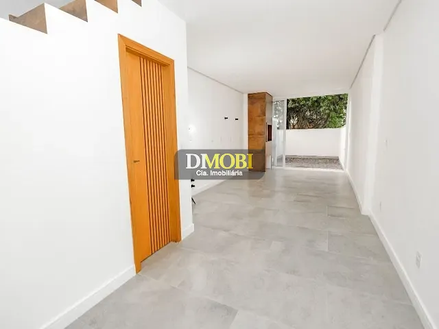 Sobrado com 120m² 2 quartos e 3 banheiros, à venda, no bairro Parque Olinda em Gravataí