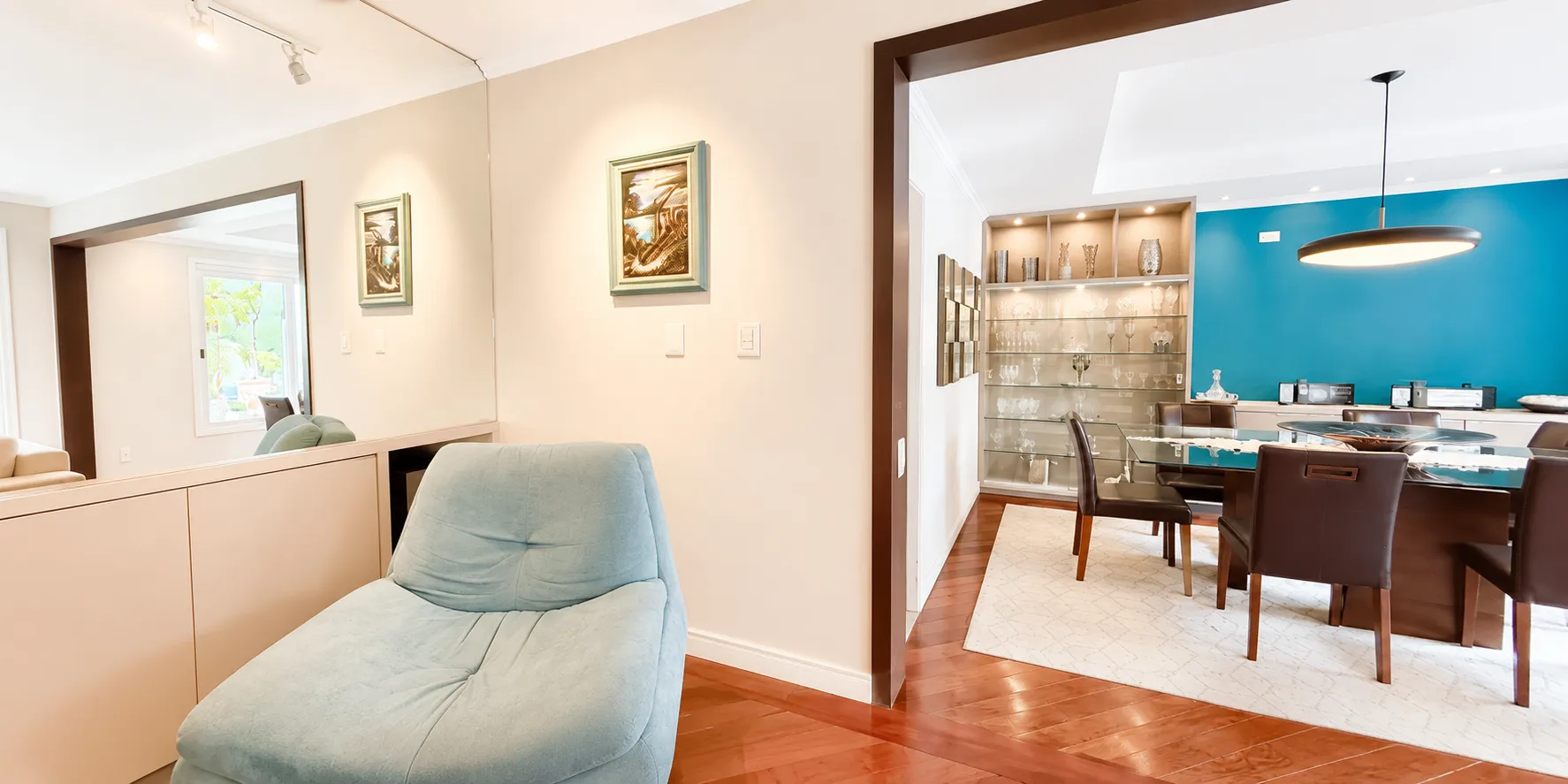 Casa de alto padrão à venda na Colina do Sol, Três Vendas - 280 m², 3 quartos (sendo 1 suíte com hidro) e amplo espaço gourmet com piscina. - 34