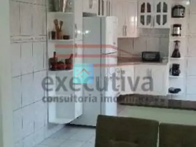 Sobrado com 125m² 3 quartos e 2 banheiros, à venda, no bairro Residencial Uniao em São José dos Campos