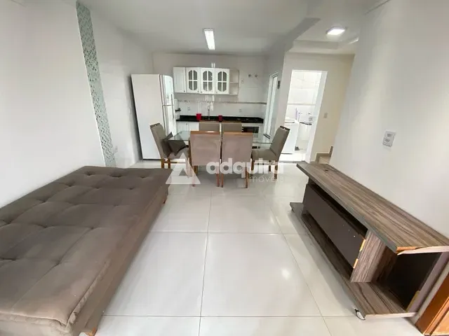 Sobrado 3 quartos e 3 banheiros, à venda, no bairro Orfãs em Ponta Grossa