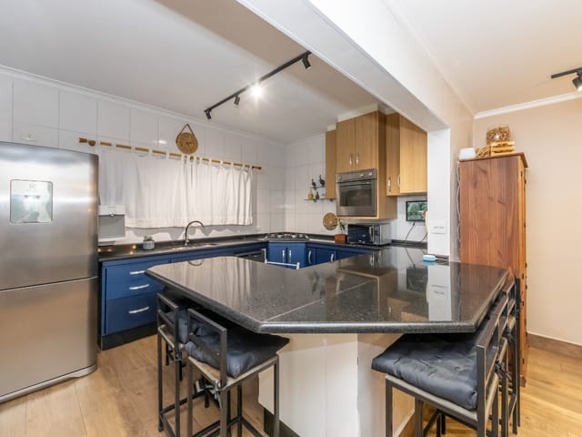 Foto do Sobrado - Sobrado para venda em Vila Gonçalves com 3 quartos, sendo 3 suítes, 172m² | Lares e Andares Imóveis