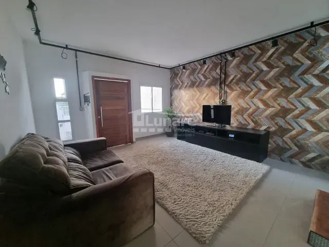 Sobrado 3 quartos e 2 banheiros, à venda, no bairro Parque Morumbi em Mogi das Cruzes