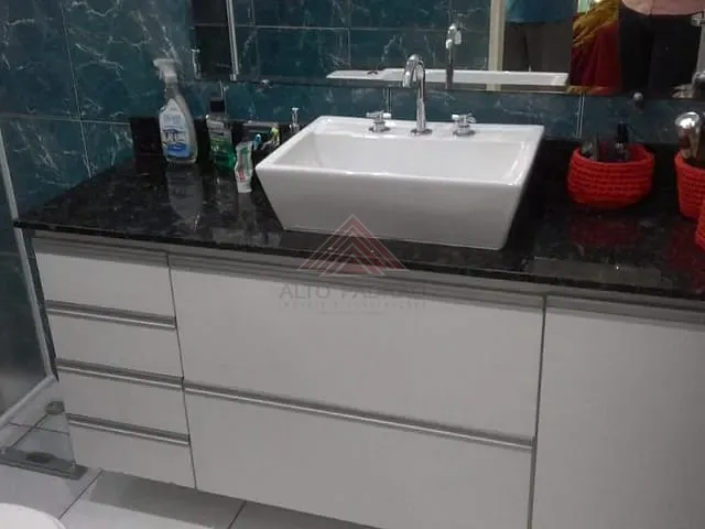 Sobrado com 237m² 3 quartos e 2 banheiros, à venda, no bairro Jardim Mauá em Mauá