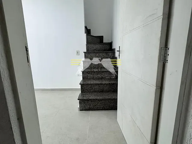 Sobrado com 109m² 3 quartos e 1 banheiro, à venda, no bairro Parque Maria Luiza em São Paulo