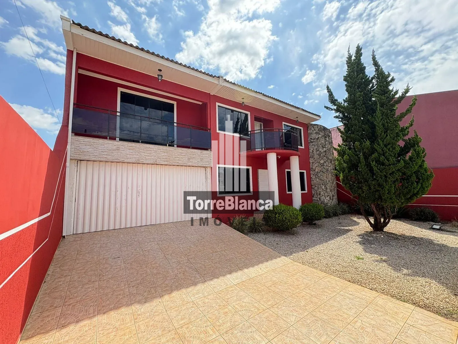 Sobrado, 3 quartos, 330 m² - Foto 2