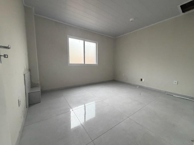 Sobrado com 110m² 2 quartos e 2 banheiros, à venda, no bairro Centro em Pelotas