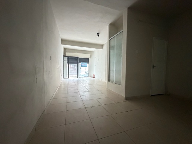 Sobrado com 110m² 2 quartos e 2 banheiros, à venda, no bairro Centro em Pelotas