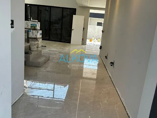 Sobrado com 373m² 4 quartos e 6 banheiros, à venda, no bairro Recanto dos Eucaliptos em São José dos Campos
