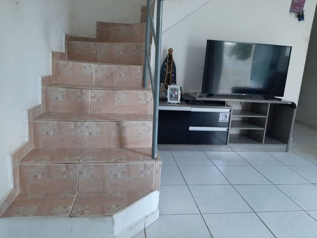 Foto do Sobrado - Sobrado com 2 dormitórios à venda, 52 m² por R$ 215.000,00 - Jardim São Judas Tadeu - São José dos Campos/SP | INDEPENDENCE NEGOCIOS IMOBILIARIOS LTDA