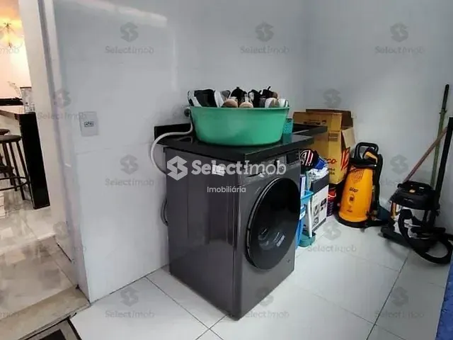 Sobrado com 168m² 3 quartos e 2 banheiros, à venda, no bairro Jardim Haydee em Mauá