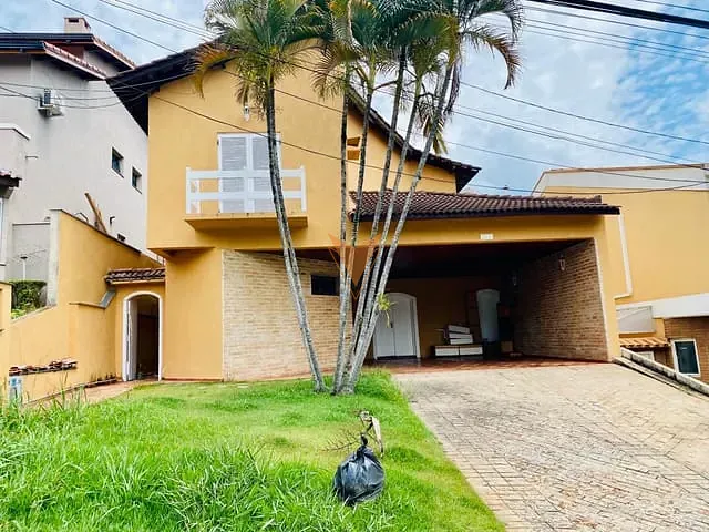 Sobrado com 360m² 4 quartos e 3 banheiros, à venda, no bairro Alphaville em Santana de Parnaíba