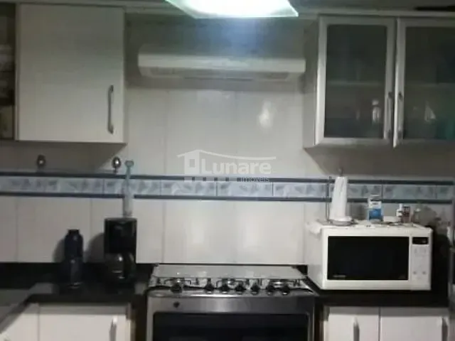 Sobrado com 150m² 4 quartos e 2 banheiros, à venda, no bairro Conjunto Residencial Nova Bertioga em Mogi das Cruzes