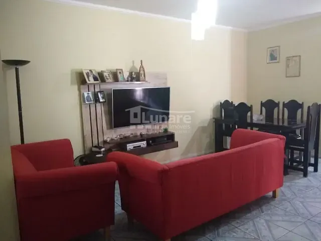 Sobrado com 150m² 4 quartos e 2 banheiros, à venda, no bairro Conjunto Residencial Nova Bertioga em Mogi das Cruzes