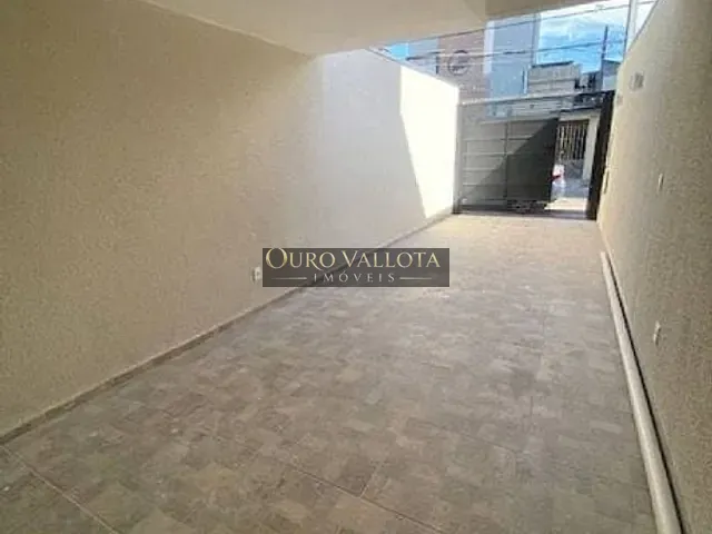 Sobrado 3 quartos e 3 banheiros, à venda, no bairro Parque Maria Luiza em São Paulo