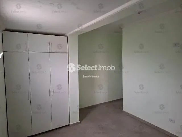 Sobrado com 145m² 3 quartos e 1 banheiro, à venda, no bairro Parque São Vicente em Mauá