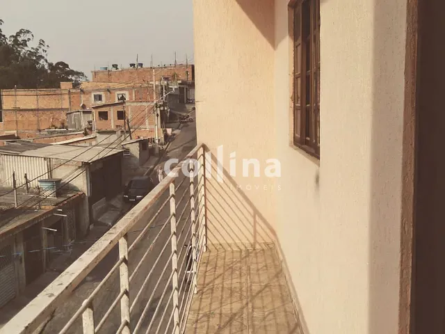 Sobrado com 250m² 3 quartos e 3 banheiros, à venda, no bairro Serpa em Caieiras