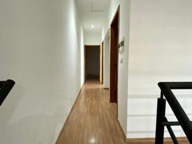 Foto do Sobrado - Sobrado com 5 dormitórios à venda por R$ 587.000 - Cidade Morumbi - São José dos Campos/SP | RUSSI IMÓVEIS