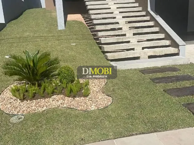 Sobrado com 260m² 4 quartos e 3 banheiros, à venda, no bairro Centro em Gravataí